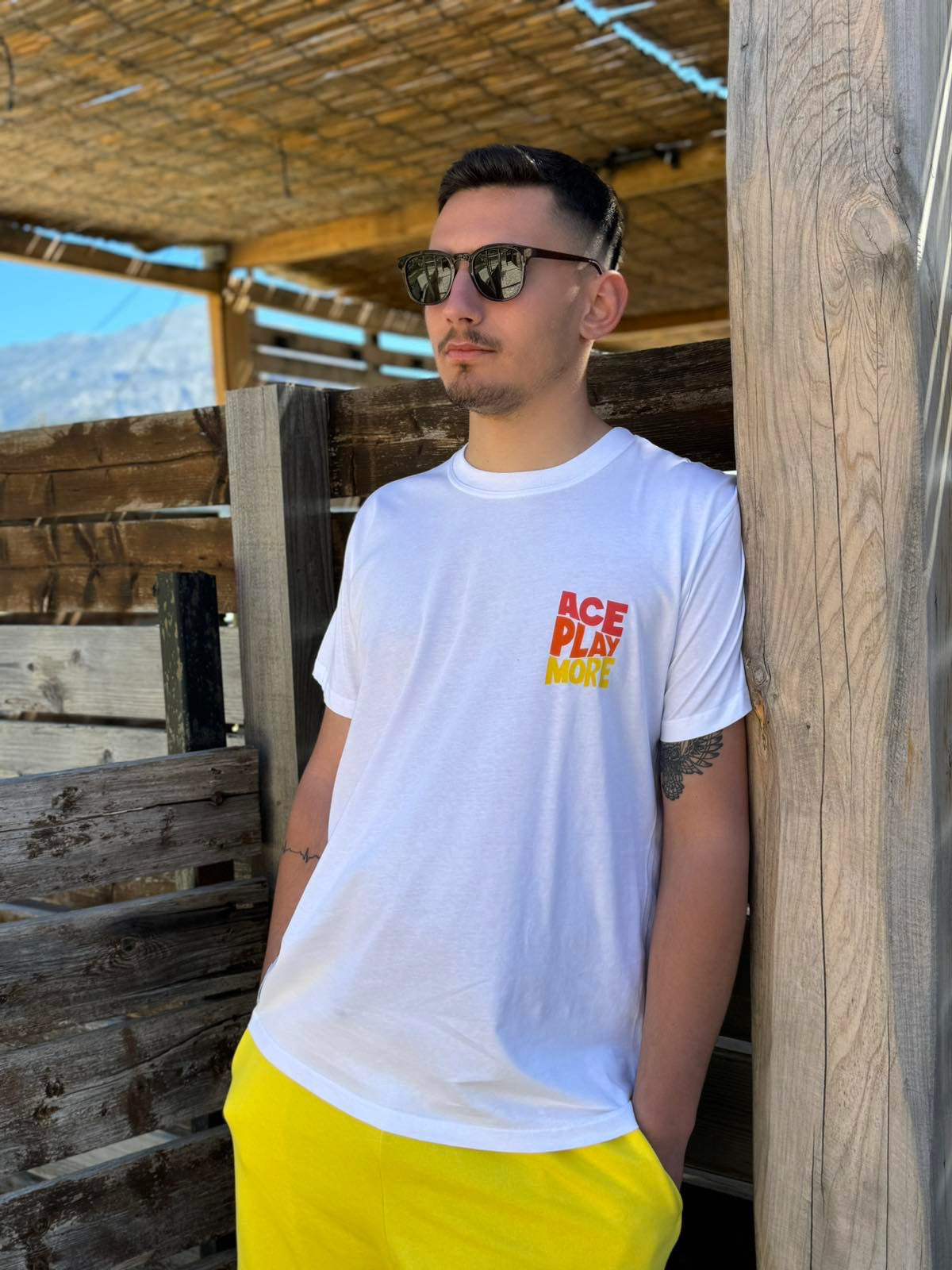 Surfer Fets White Short Sleeve Tee