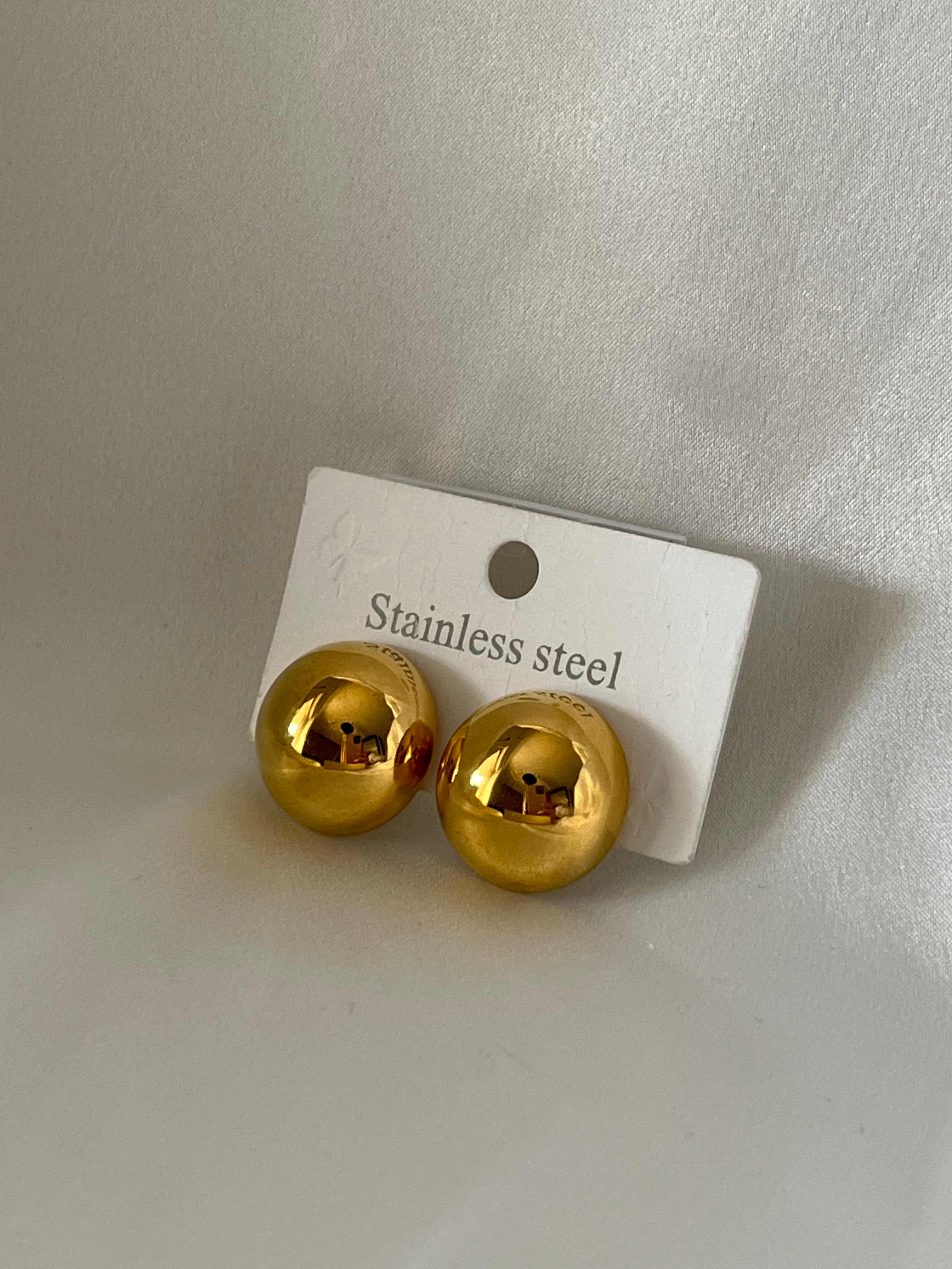 Gold Ball clip-on Earrings