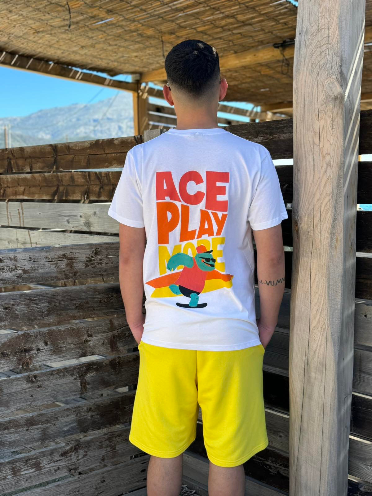 Surfer Fets White Short Sleeve Tee