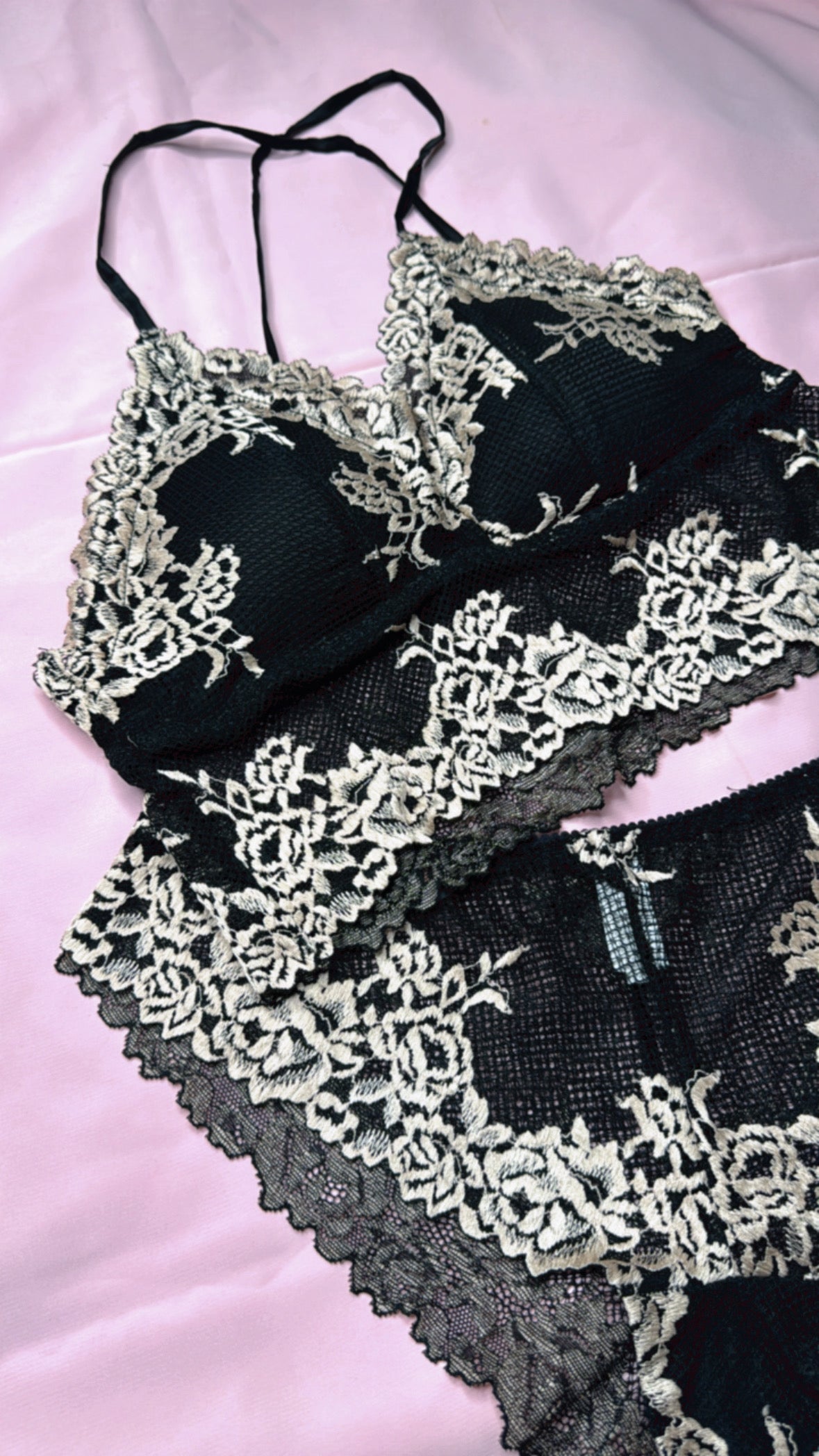 It’s a Date Lingerie Set