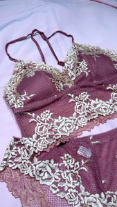It’s a Date Lingerie Set